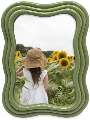 Isaac Jacobs 4x6 Green Curved Deco Frame